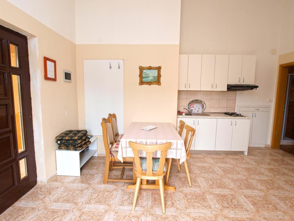Apartments Durda 1390 Stinjan Exterior photo
